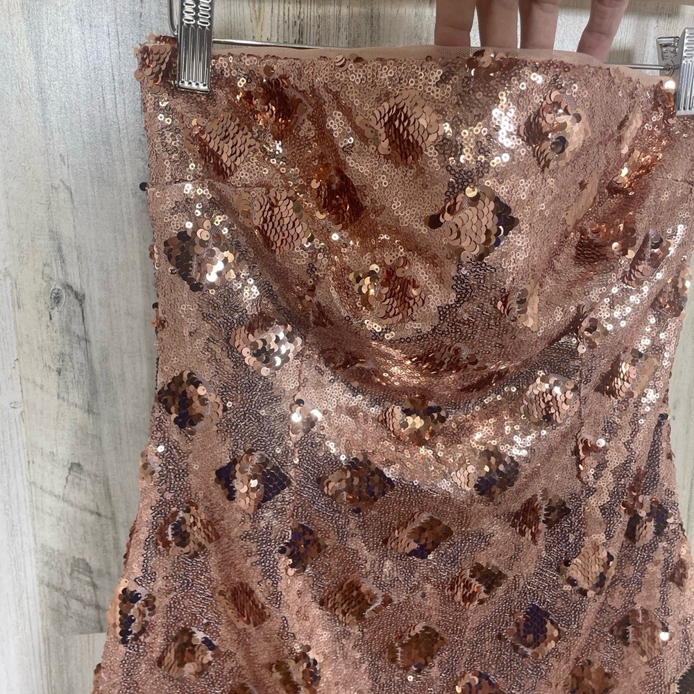 Lulus Glamorous Lifestyle Rose Gold Sequin Strapless Bodycon Dress‎ size L Party - Picture 3 of 8